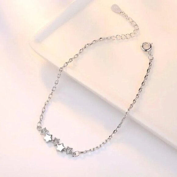 Dainty 925 Sterling Silver Stars Bracelet - Picture 3 of 5